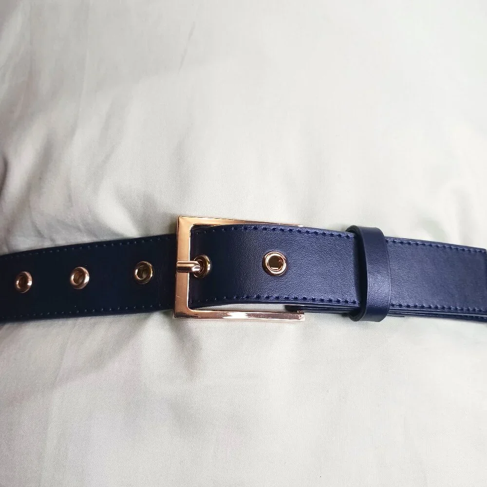 Talbot Women's Belt Size S Blue Leather Gold Metal